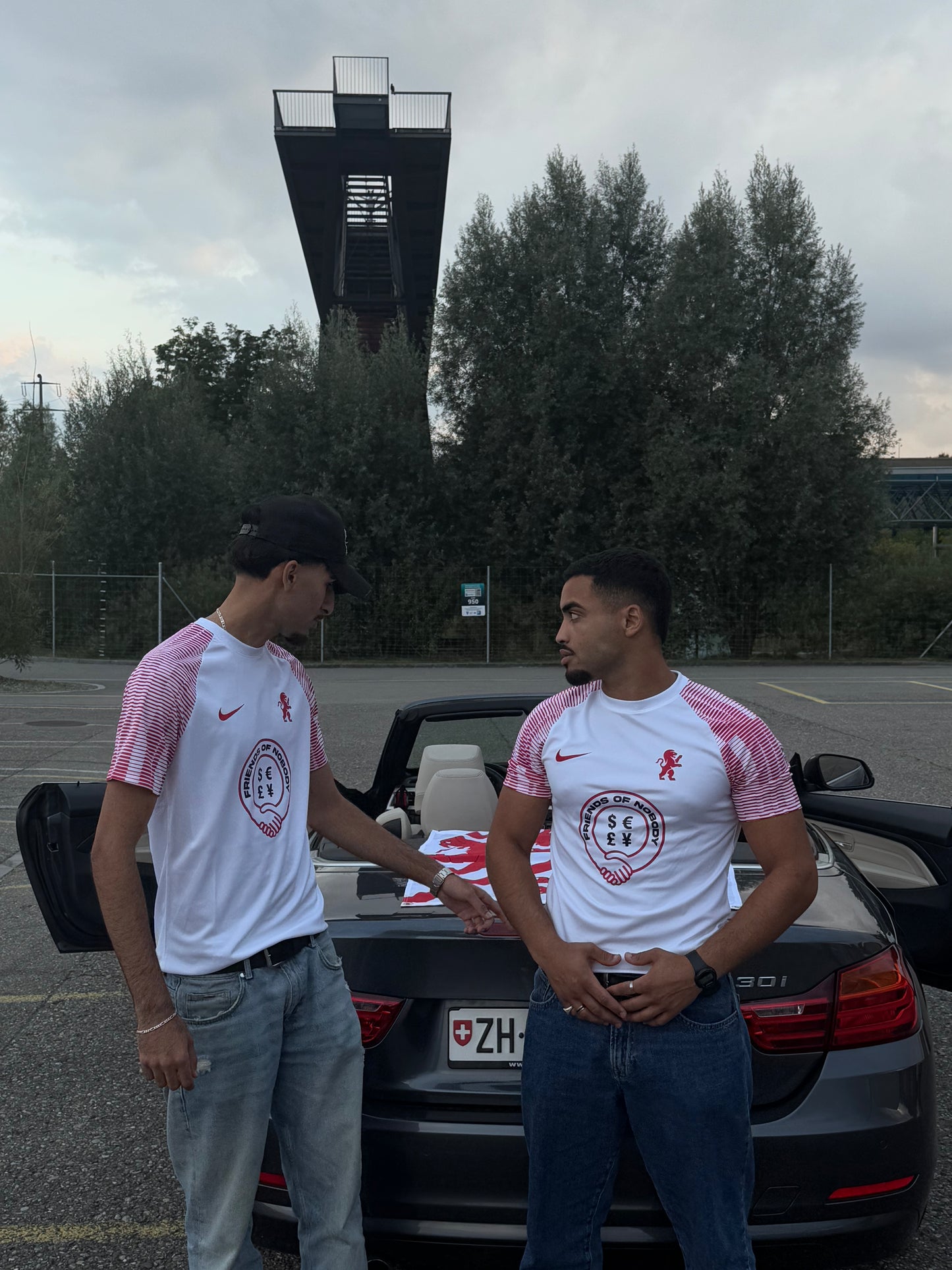 Friends of nobody Trikot „84“