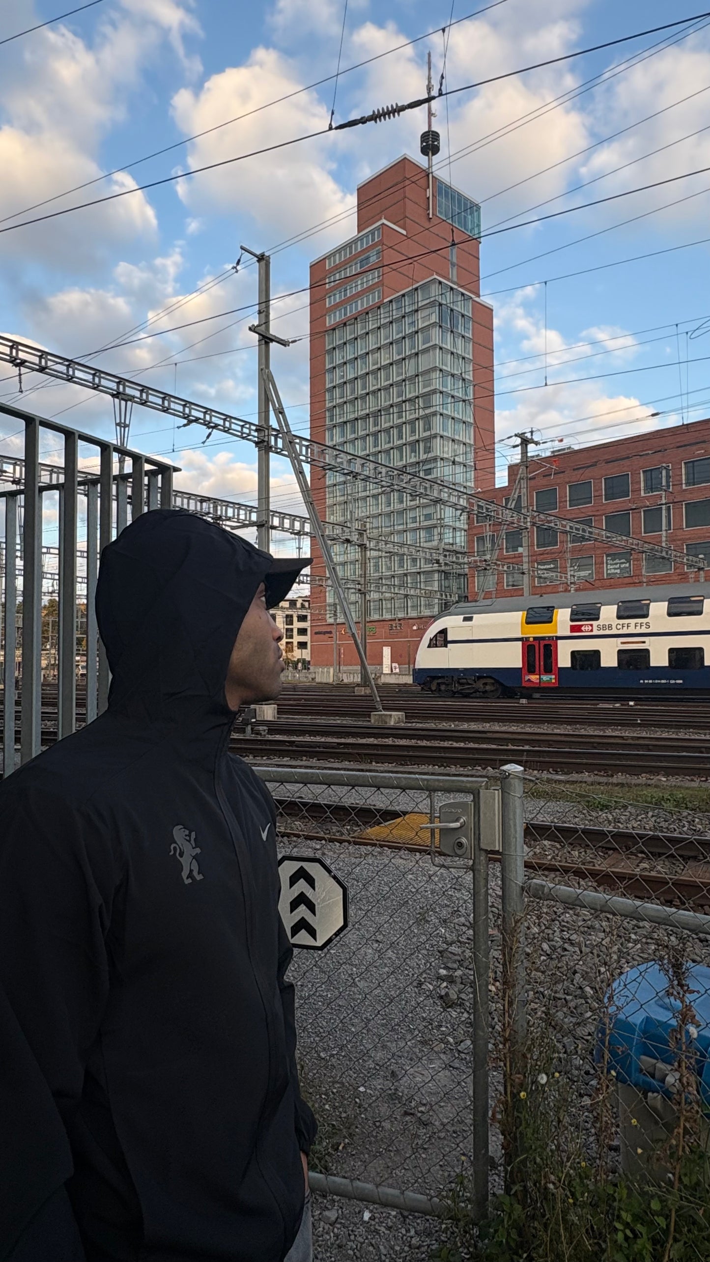 Friends of nobody Laufjacke "Sport Edition"