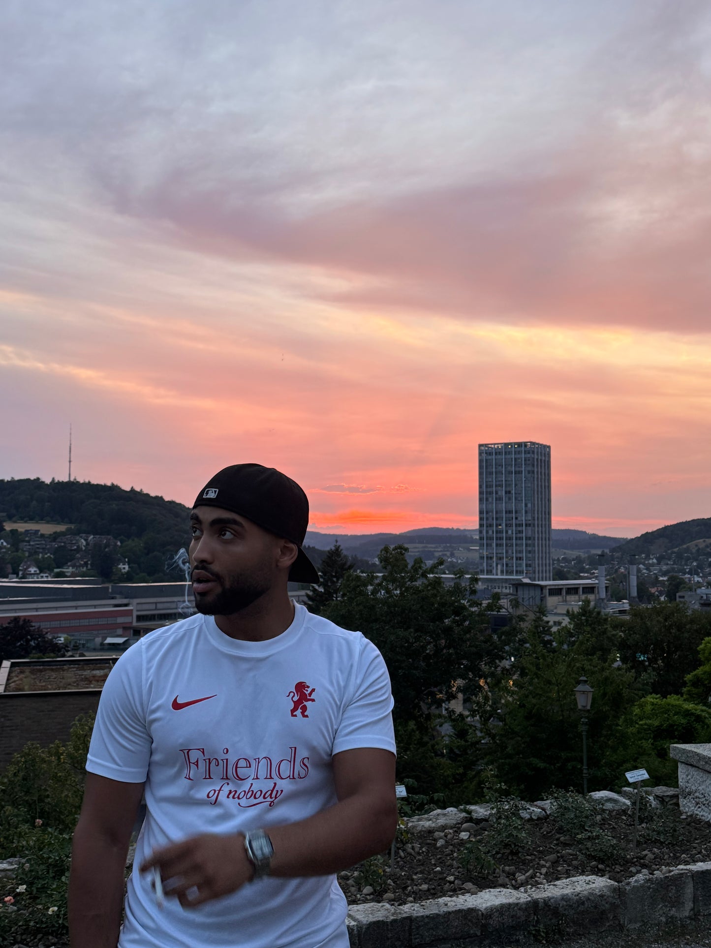 Friends of nobody Trikot "on the come up"