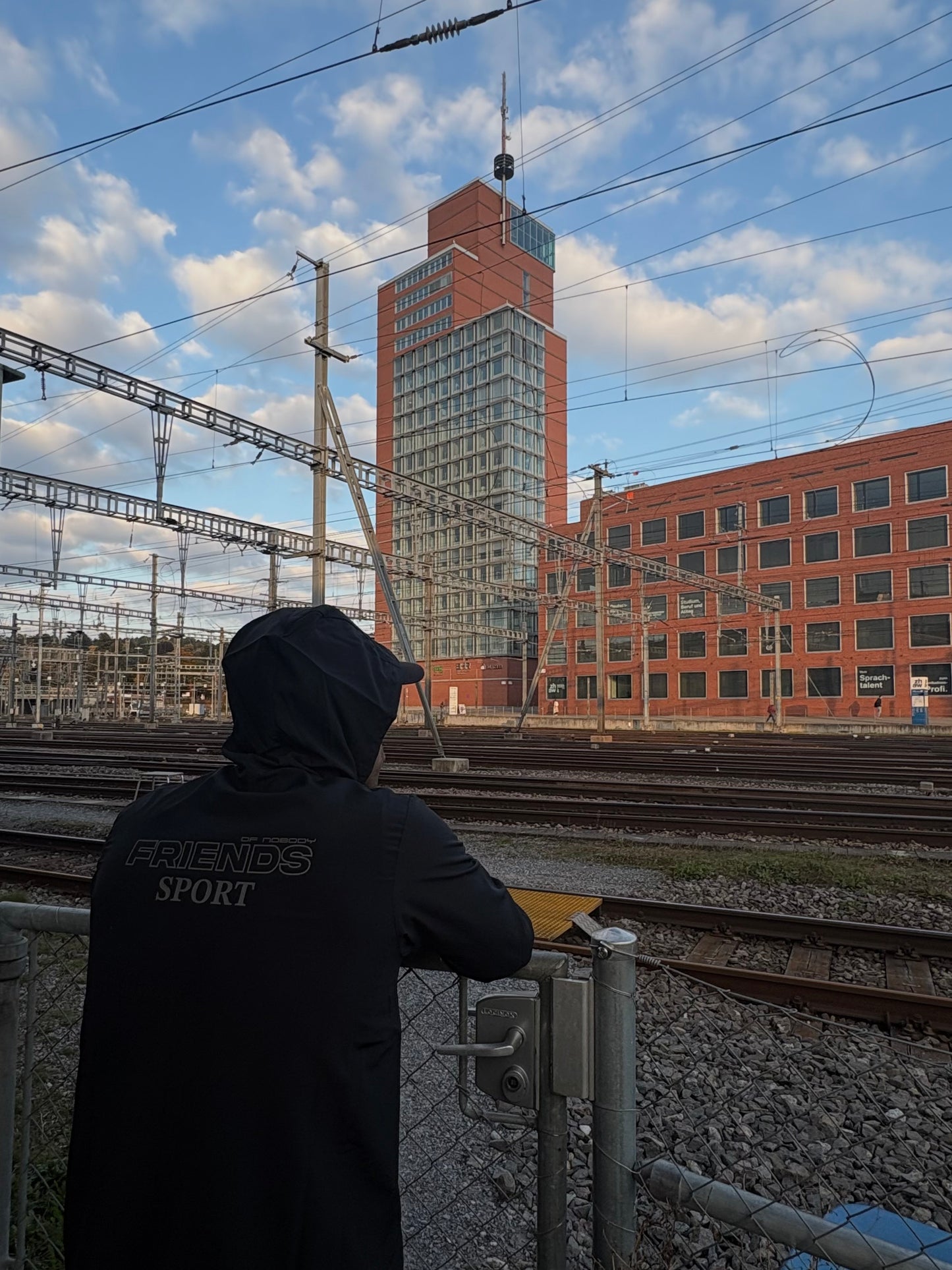 Friends of nobody Laufjacke "Sport Edition"